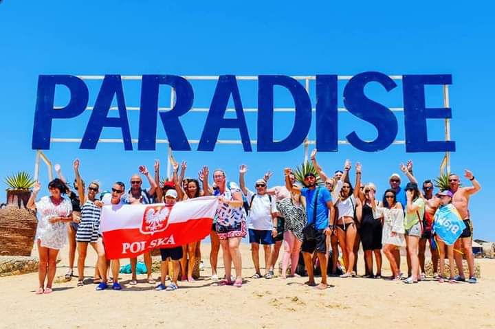 Read more about the article VIP Wyspa Hula Hula 23$ – rejs statkiem + snorkling